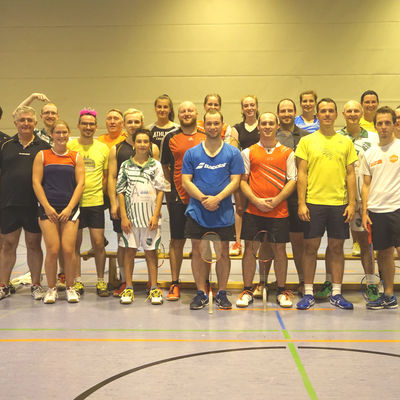 Bild vergrößern: Die Gruppe der Badmintonspieler aus Anglet und Ansbach