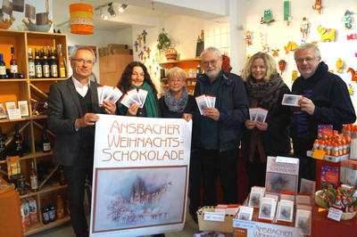 Bild vergrößern: Ansbacher Weihnachtsschokolade im CVJM Weltladen vorgestellt 