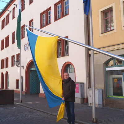 OB Thomas Deffner zeigt Solidarität mit der Ukraine                       