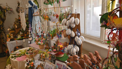 Bild vergr��ern: Hobby-K�nstler-Markt �Osterei & Co� in der Gotischen Halle 