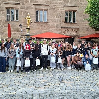 Empfang vor dem Stadthaus