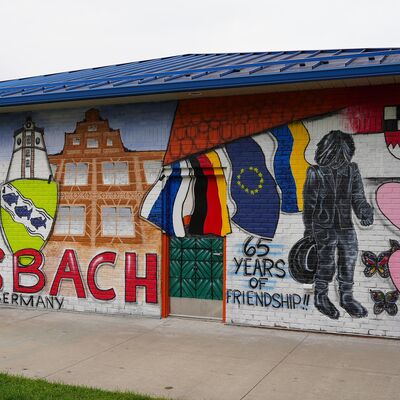Bild vergr��ern: Graffiti-Wandbild